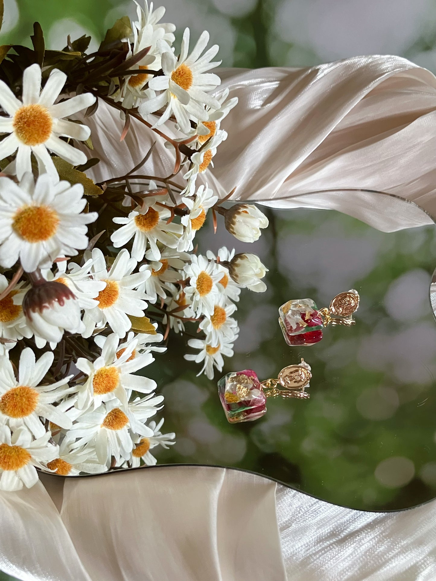 Small square flower Earrings-Gift From Gardens 003