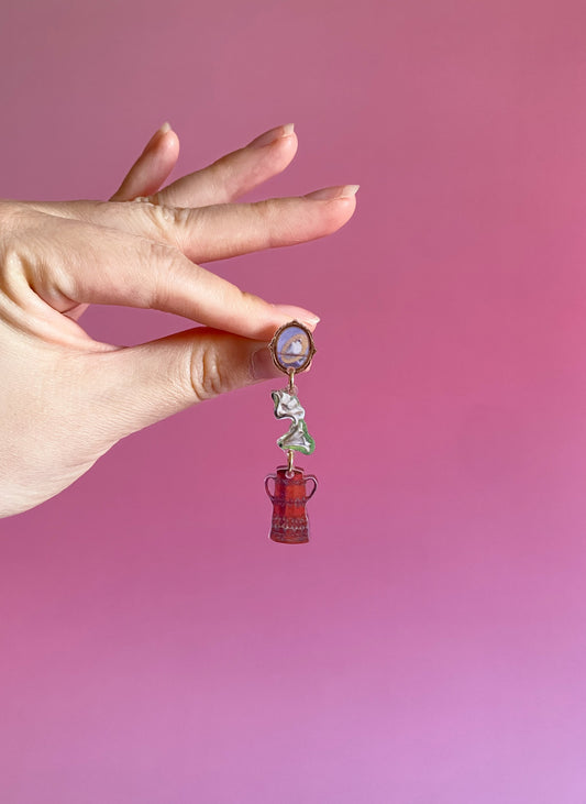 Wearable Masterpieces- Mary
